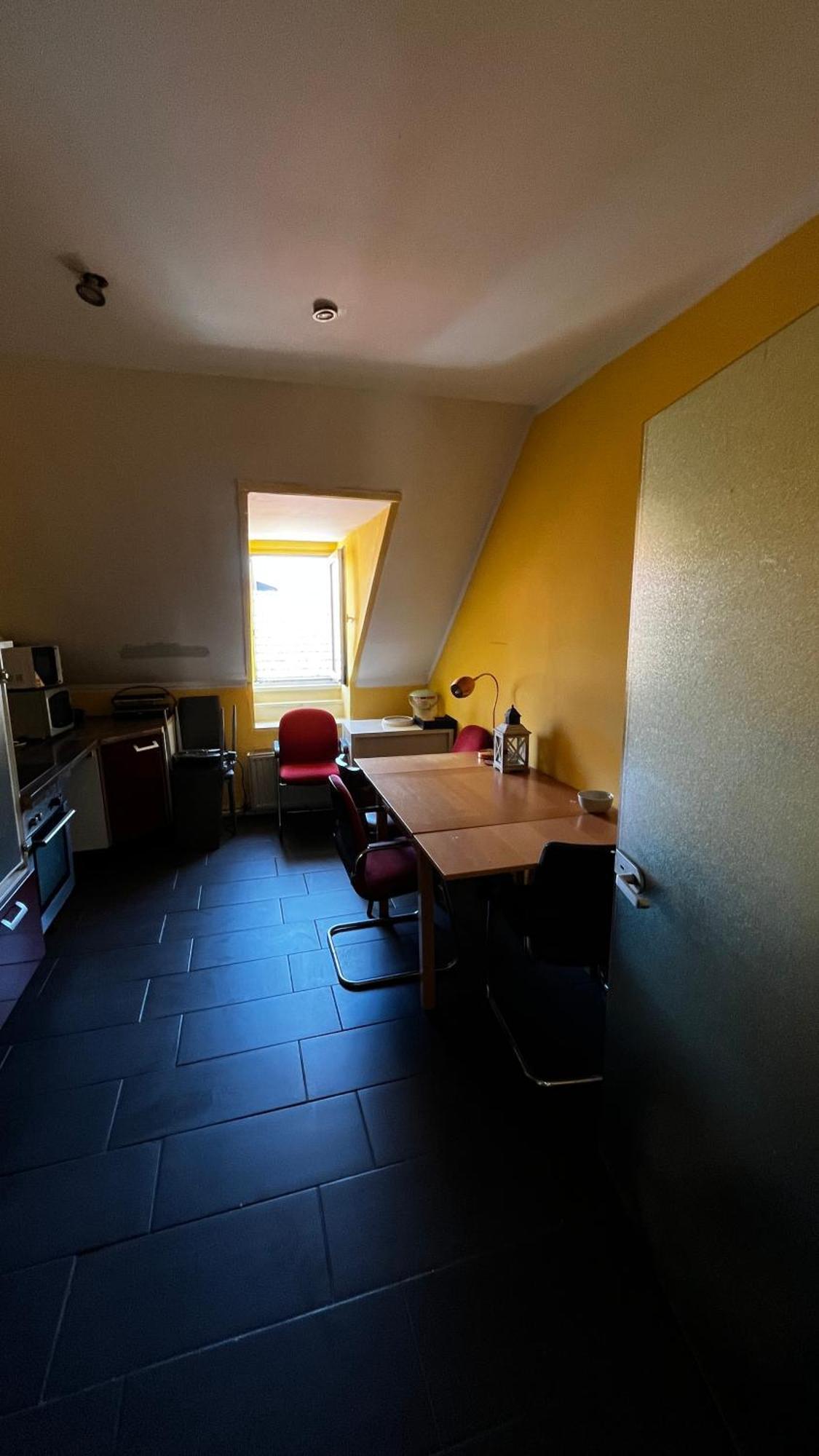 Zimmer In Kaiserslautern Exterior foto