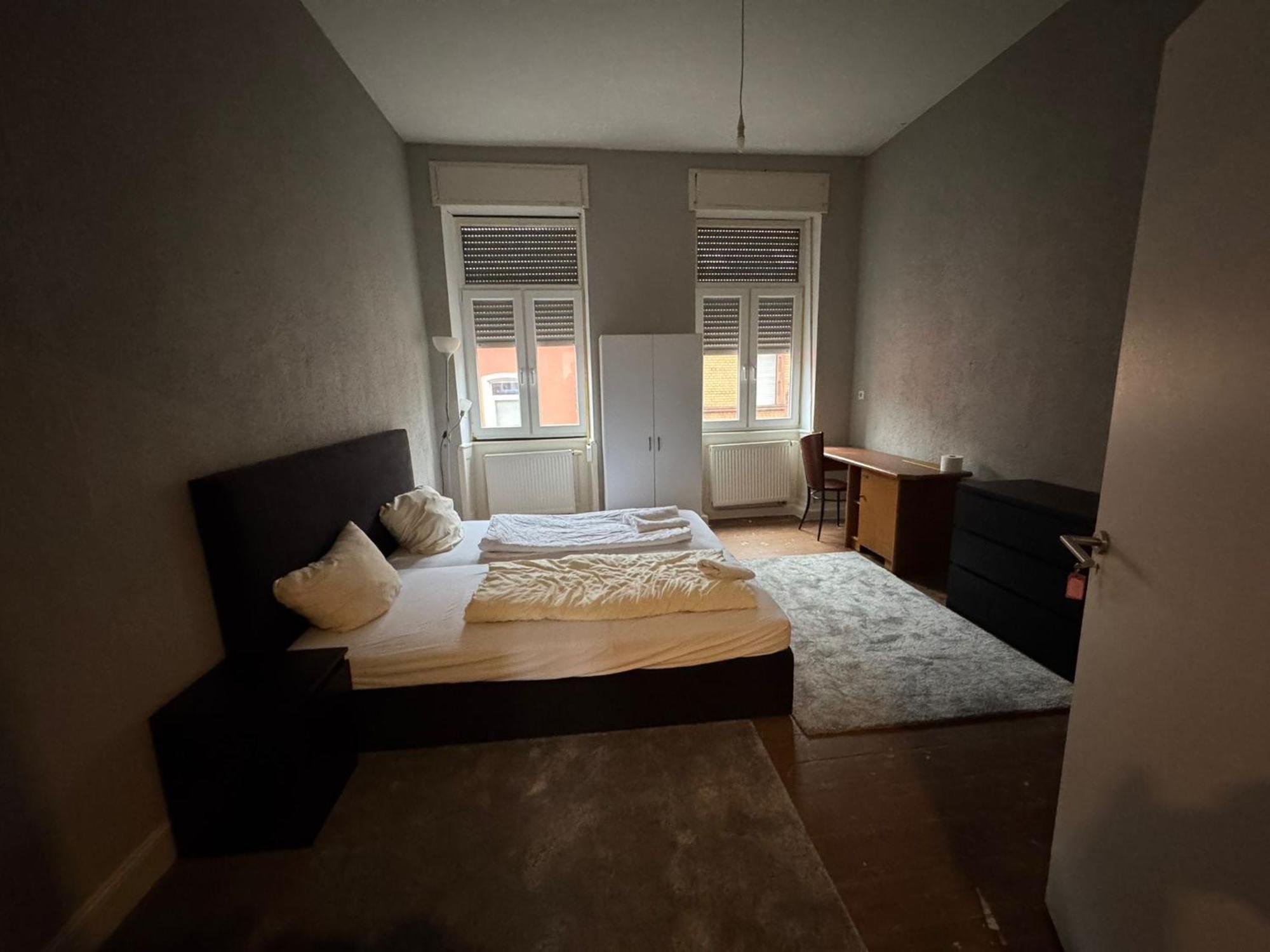 Zimmer In Kaiserslautern Habitación foto